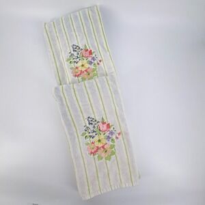 Longaberger Bath Towel 25"x49" Mixed Bouquet Embroidered Cotton Vintage